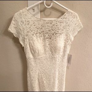 Wedding dress. White, Lace, Davids Bridal, Never Worn, Size 6